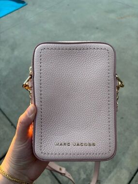 Marc Jacobs Pink Pebbled Leather Crossbody